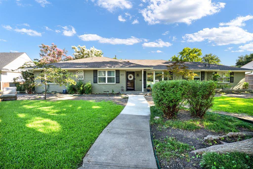 807 Clearwater Drive, Richardson, TX 75080