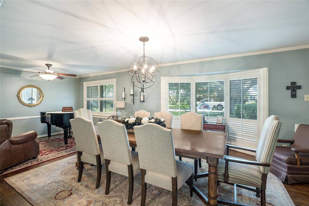 807 Clearwater Drive, Richardson, TX 75080