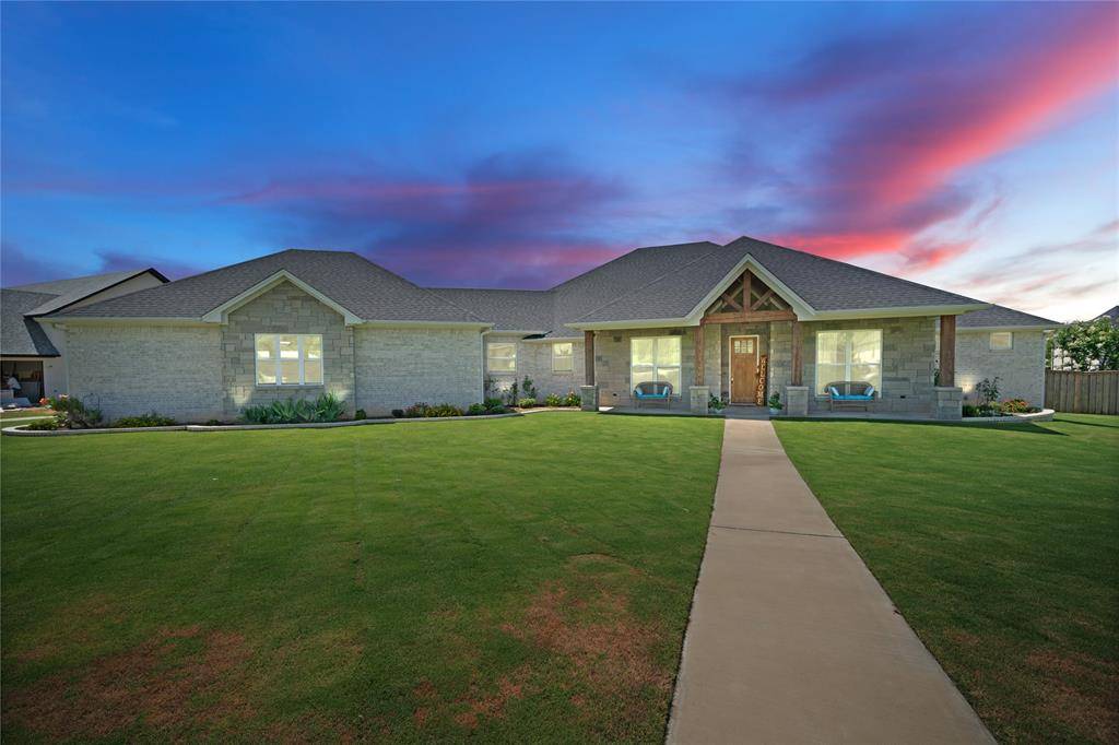 219 White N Gail Lane, Bullard, TX 75757