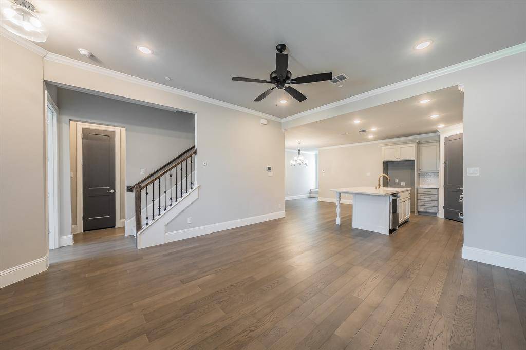 305 Sunset Lane #102, Fort Worth, TX 76114