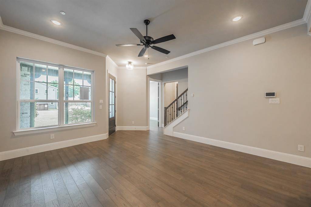 305 Sunset Lane #102, Fort Worth, TX 76114