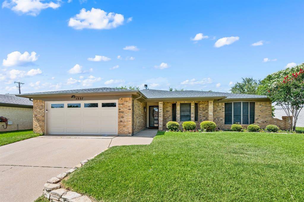 1337 Storm Drive, Bedford, TX 76022