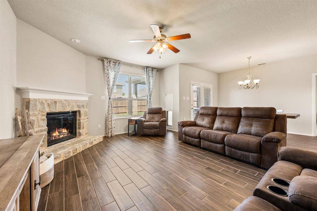 3120 Coyote Canyon Trail, Fort Worth, TX 76108