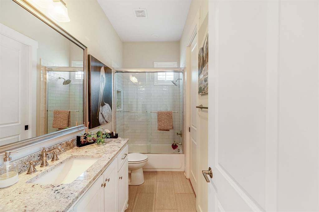 1023 Saint Thomas Court, Rockwall, TX 75087