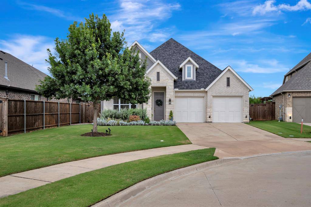 608 Bridgewater Road, Fort Worth, TX 76131