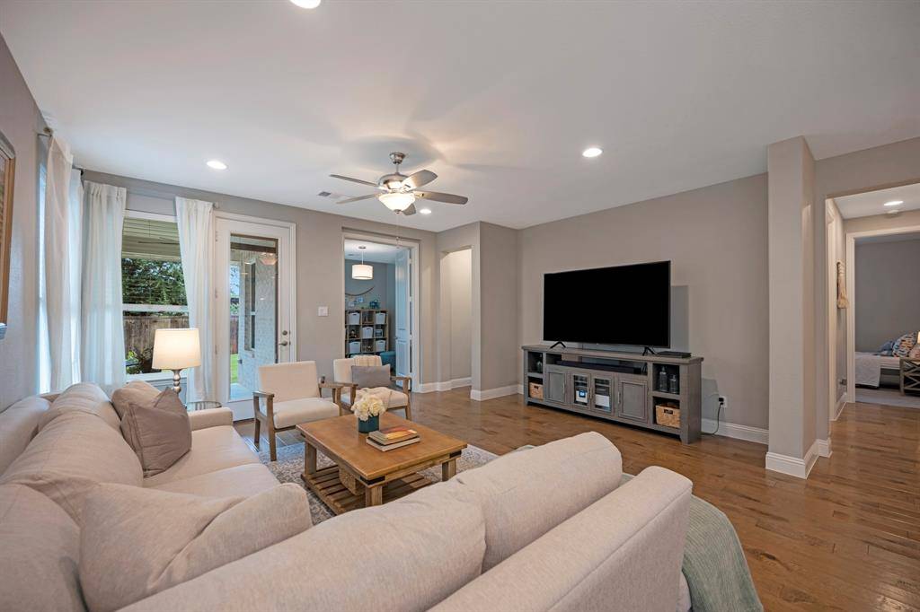 608 Bridgewater Road, Fort Worth, TX 76131