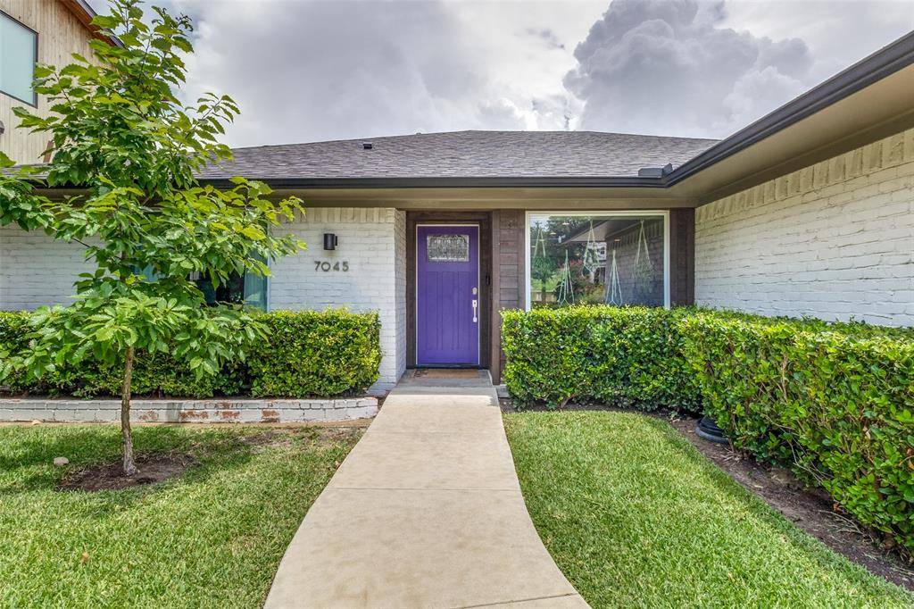 7045 Gaston Parkway, Dallas, TX 75214