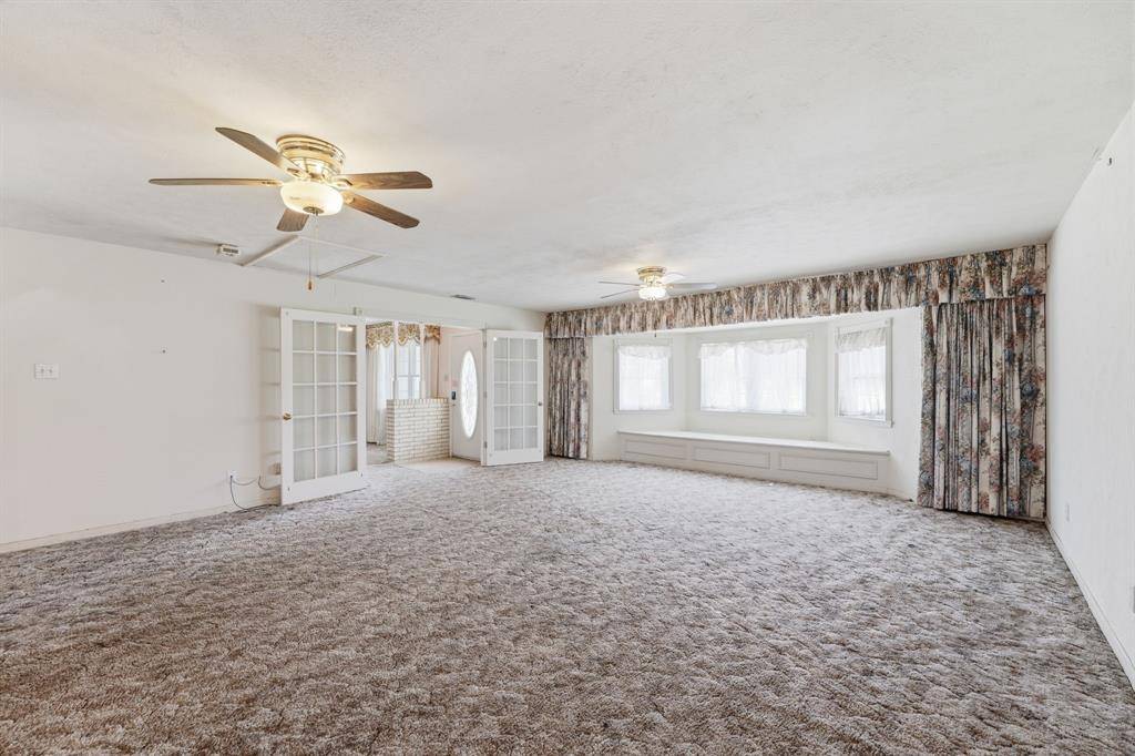1235 Maxwell Road, Haslet, TX 76052