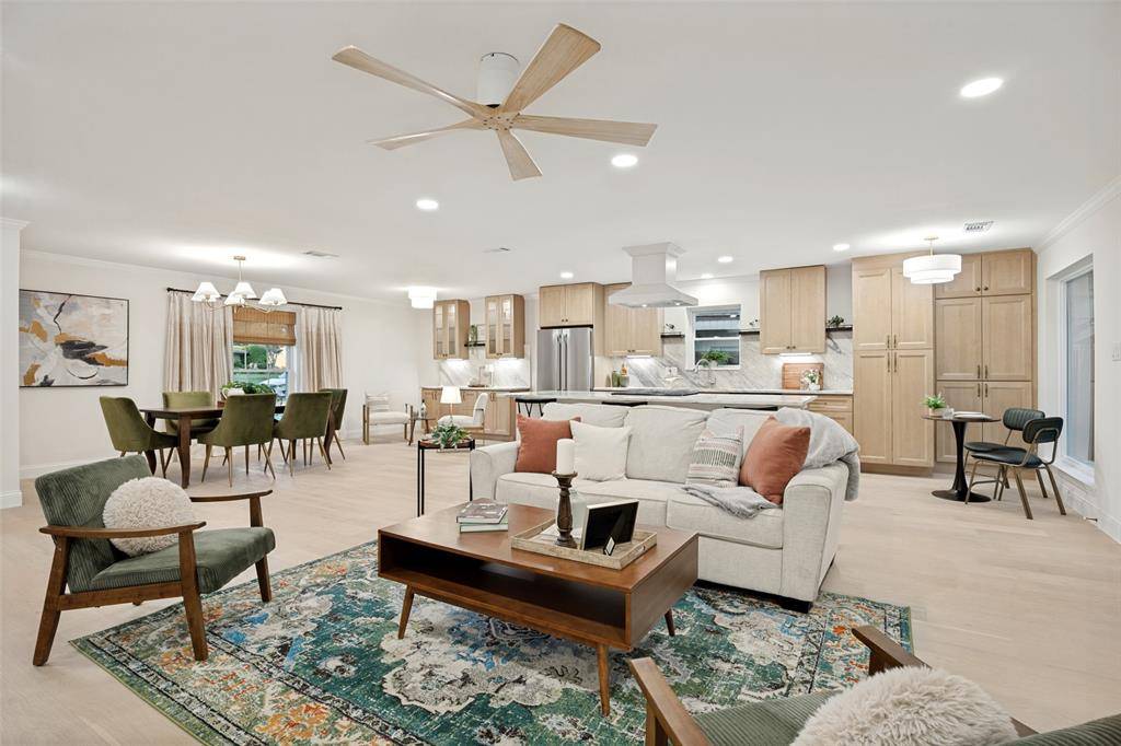 407 Valley Cove Drive, Richardson, TX 75080