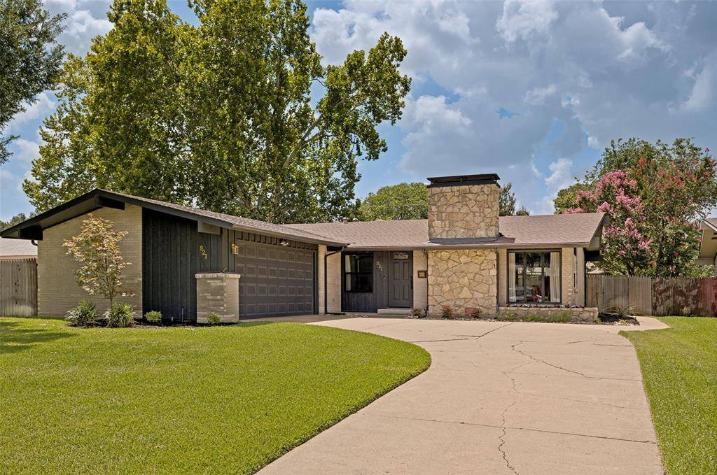 921 Forreston Drive, Richardson, TX 75080