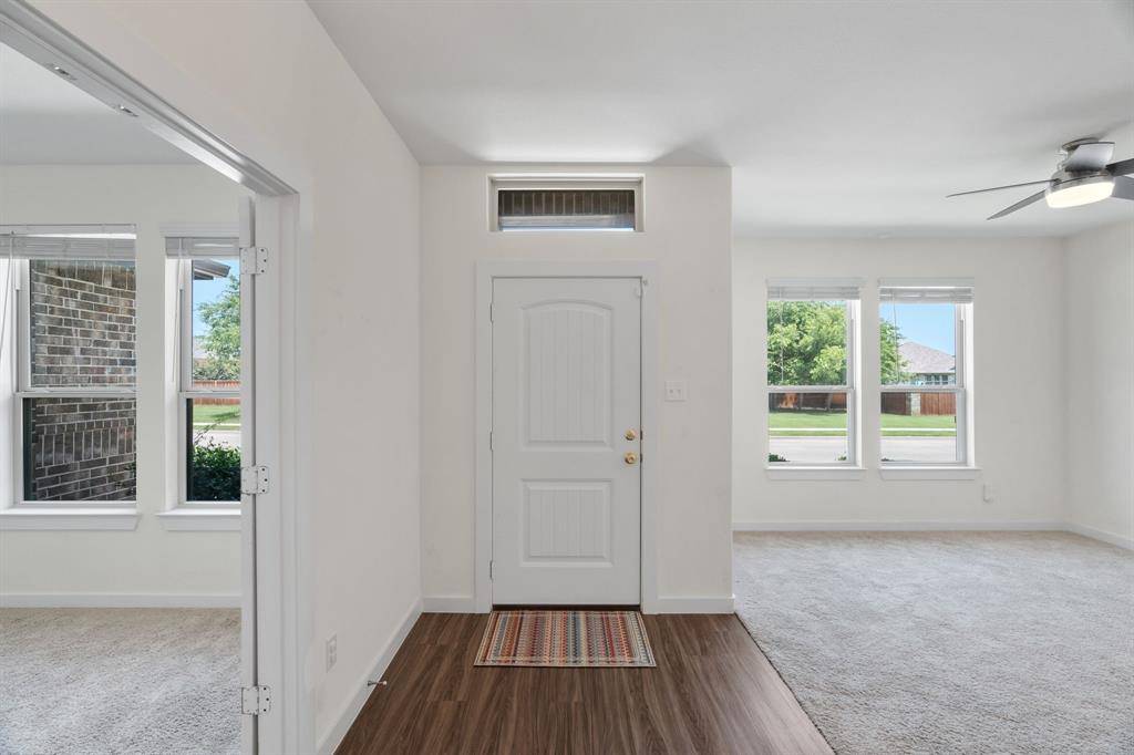 1833 Sebright Trail, Fort Worth, TX 76052