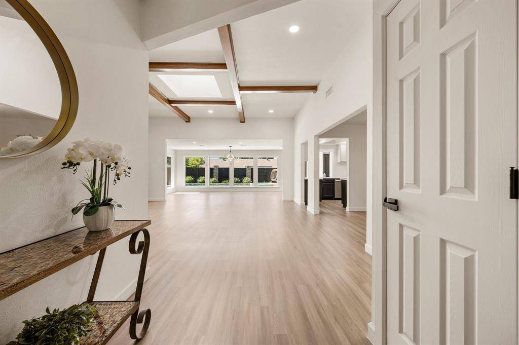 1916 Lake Hill Lane, Plano, TX 75023