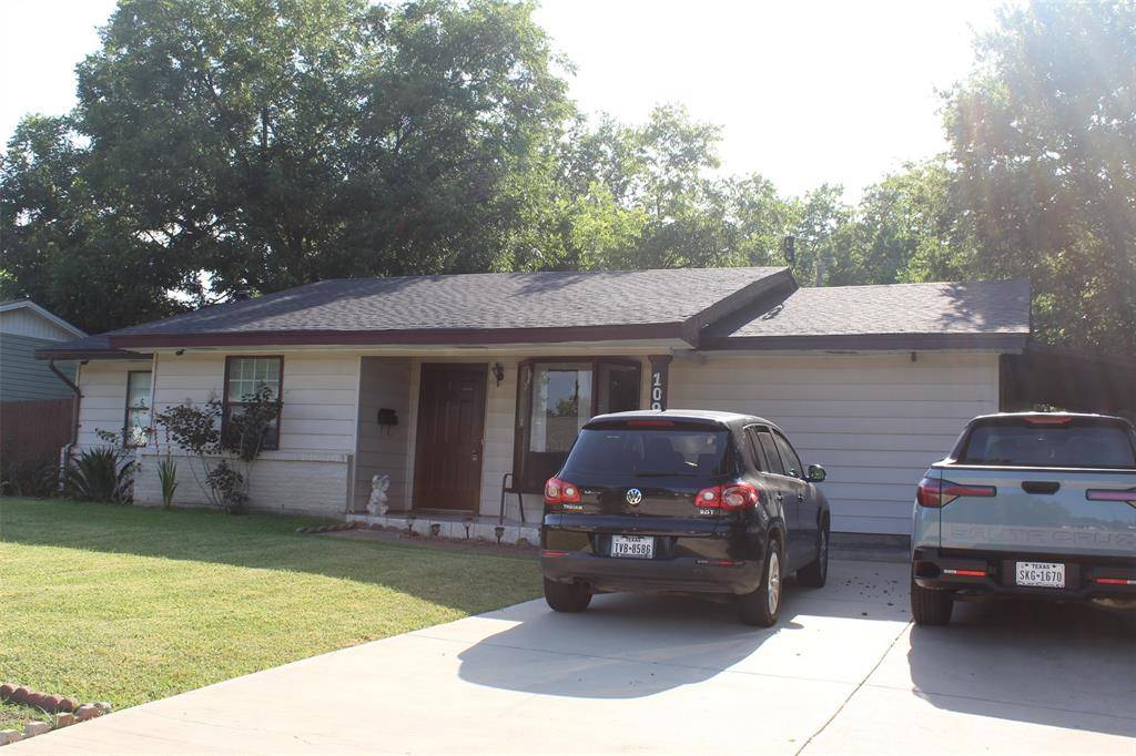 109 Brunswick Lane, Mesquite, TX 75149