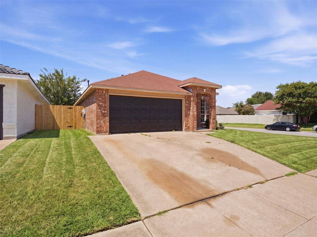 415 Cross Cut Drive, Arlington, TX 76018