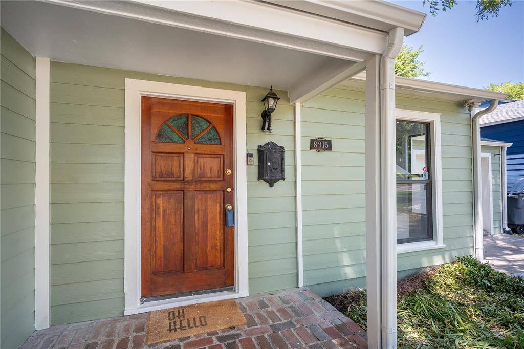 8915 Diceman Drive, Dallas, TX 75218