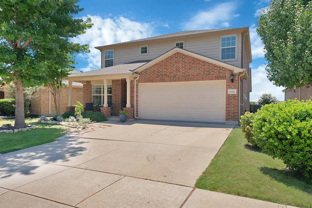 15925 Blaketree Drive, Fort Worth, TX 76177
