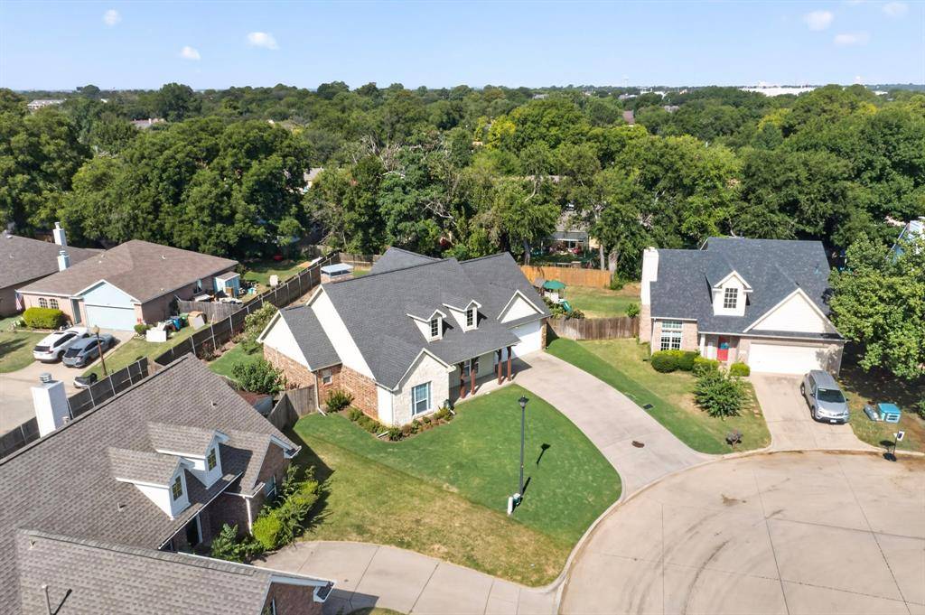 510 Mattie Lane, Lake Dallas, TX 75065