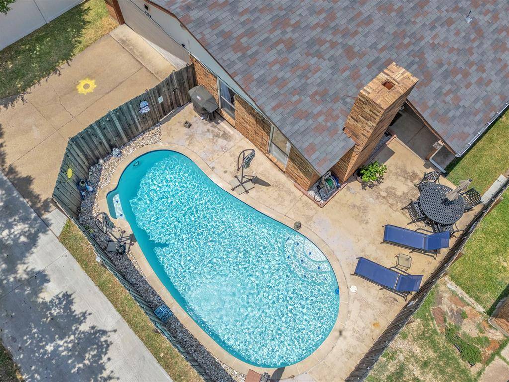 4908 Crawford Drive, The Colony, TX 75056