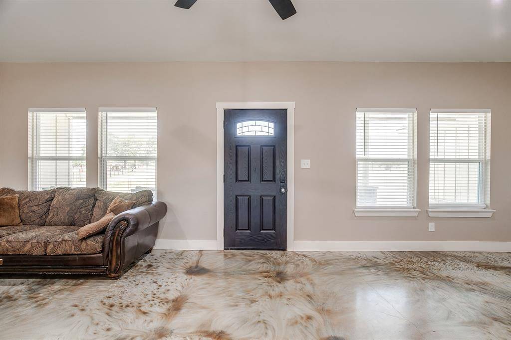 4930 Midway Road, Weatherford, TX 76085