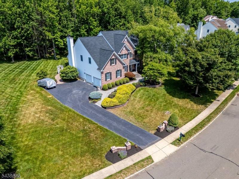 21 Courtside Ln, South Brunswick Twp., NJ 08540