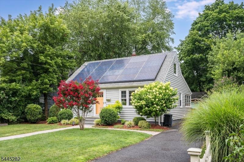 200 Grove St, Montclair Twp., NJ 07042