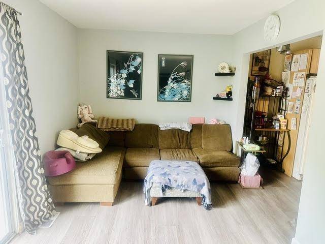 209 N Christine CIR, Mt Clemens, MI 48043