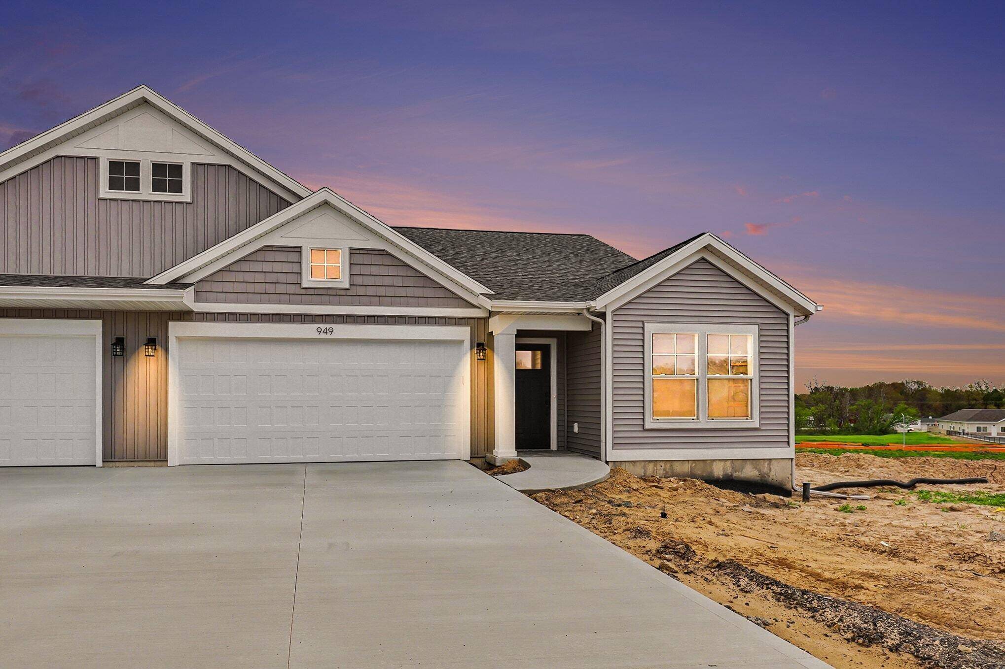 949 Scioto DR NW #17, Alpine Twp, MI 49321