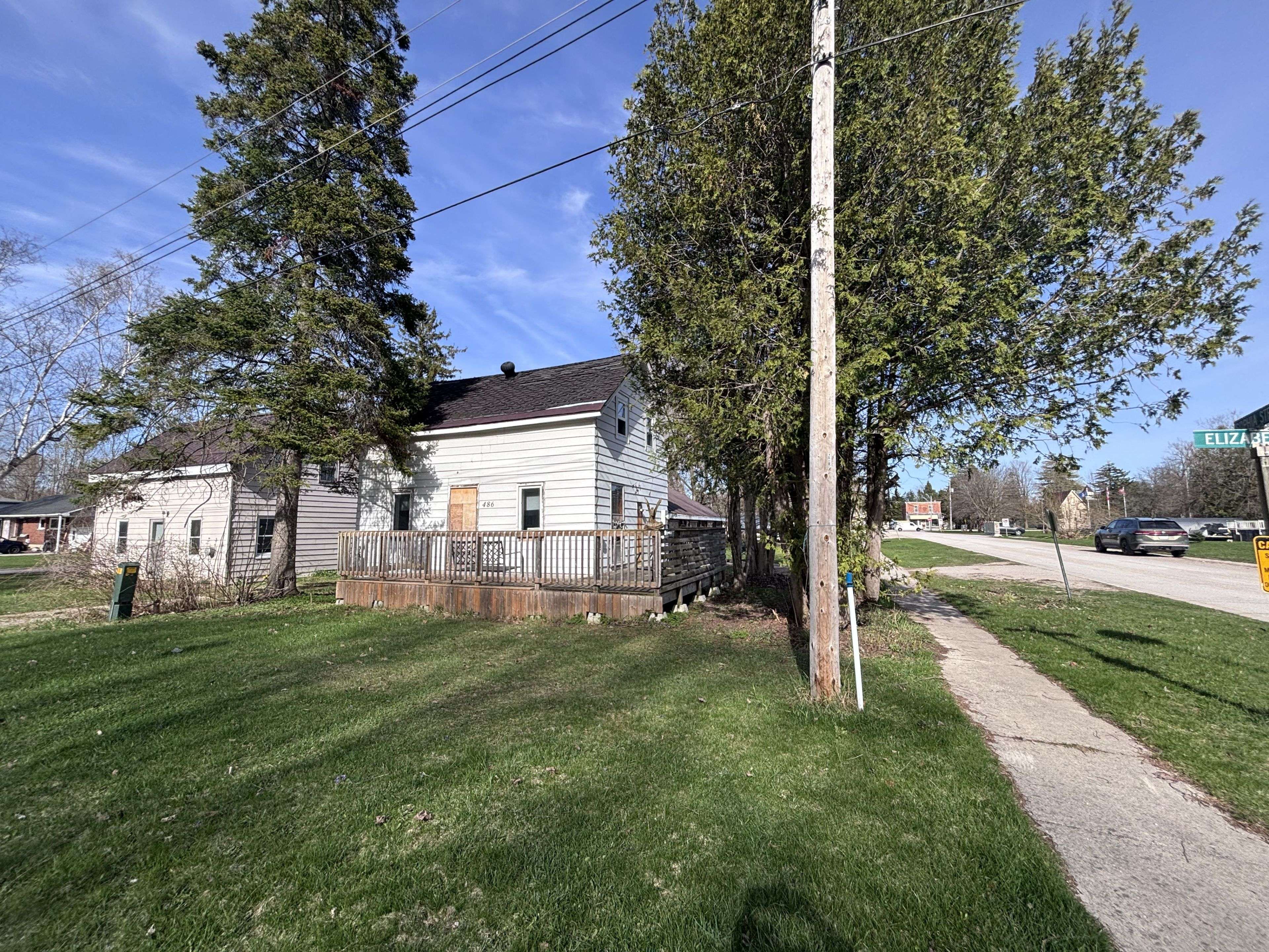486 Elizabeth ST, South Bruce Peninsula, ON N0H 1P0