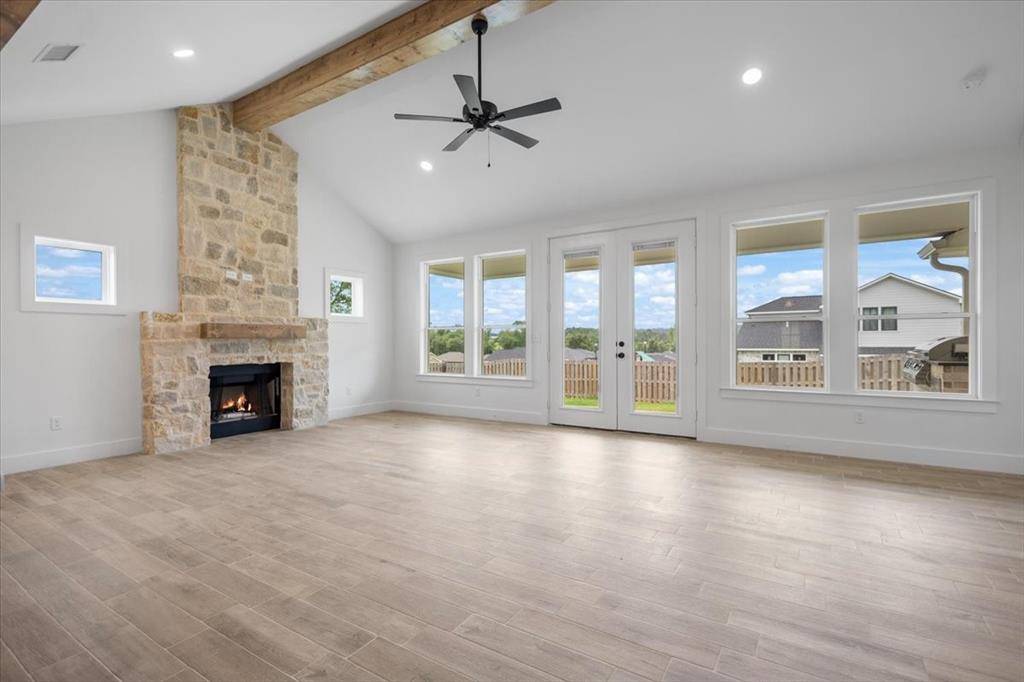 16429 Clearview Drive, Lindale, TX 75771