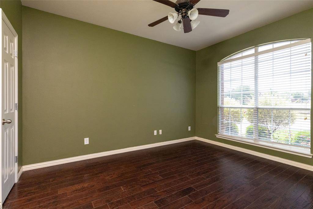 1324 Elise, Cedar Hill, TX 75104