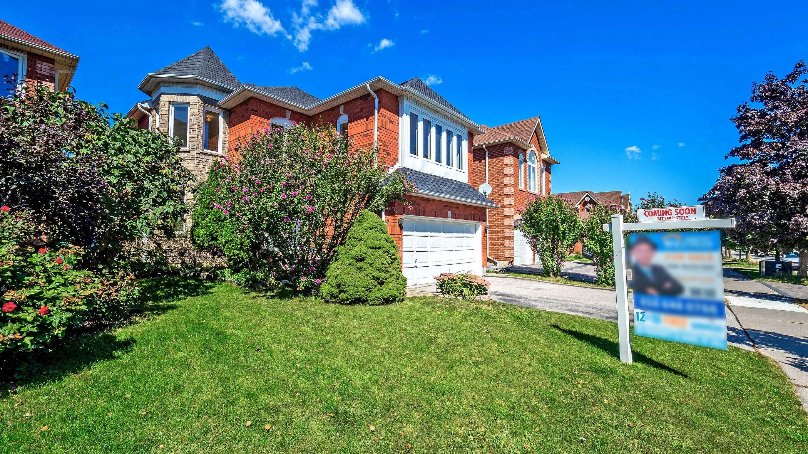 1337 Daniel Creek RD, Mississauga, ON L5V 1V3