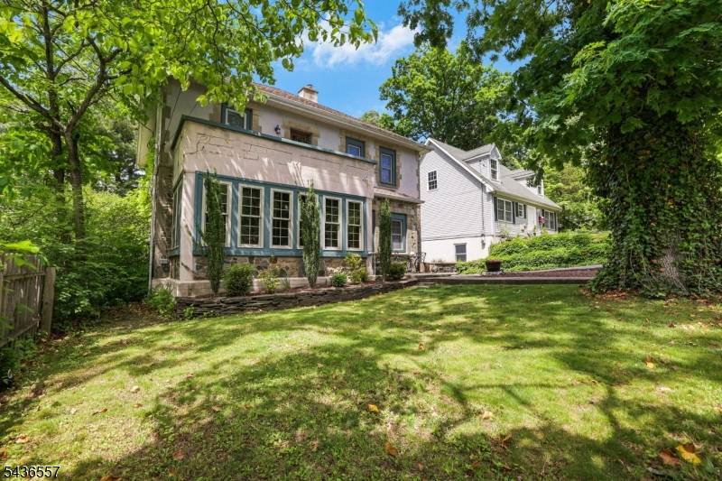 26 Maple Rd, Ringwood Boro, NJ 07456