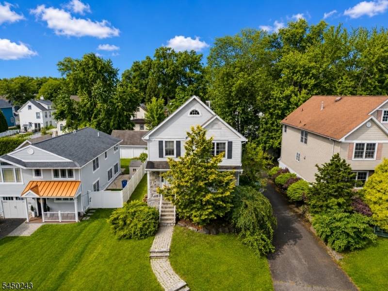 812 Columbus Ave, Westfield Town, NJ 07090