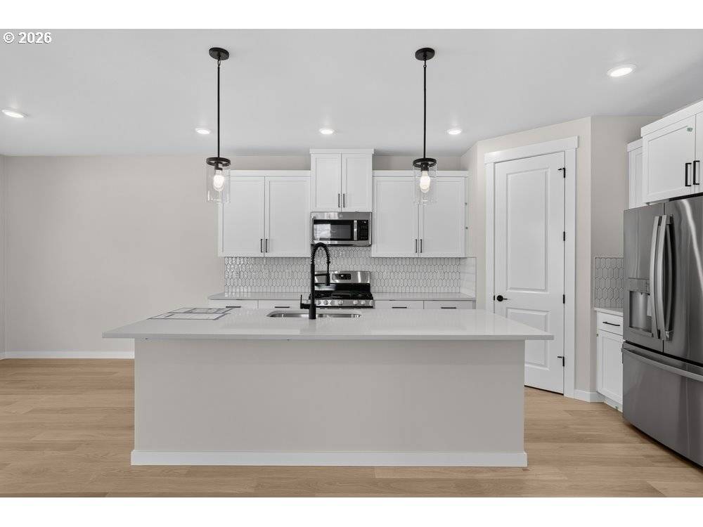 3635 SW 37TH ST, Gresham, OR 97080