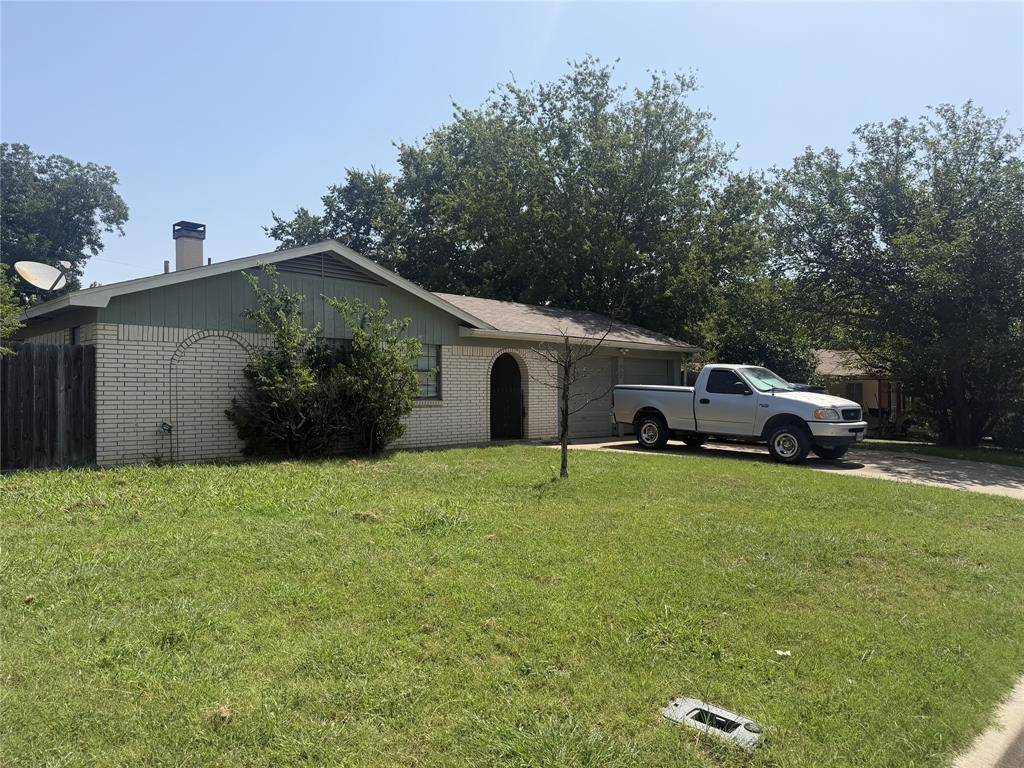 502 Nancy Drive, Glen Rose, TX 76043