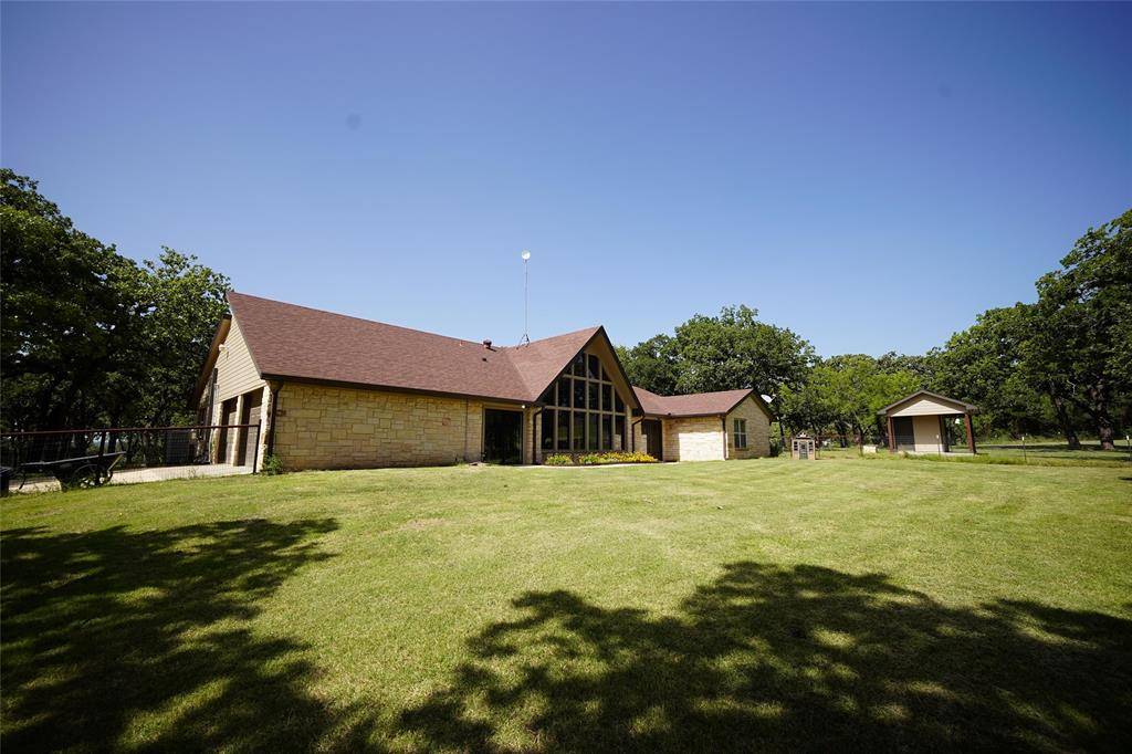 230 Private Road 2174, Decatur, TX 76234