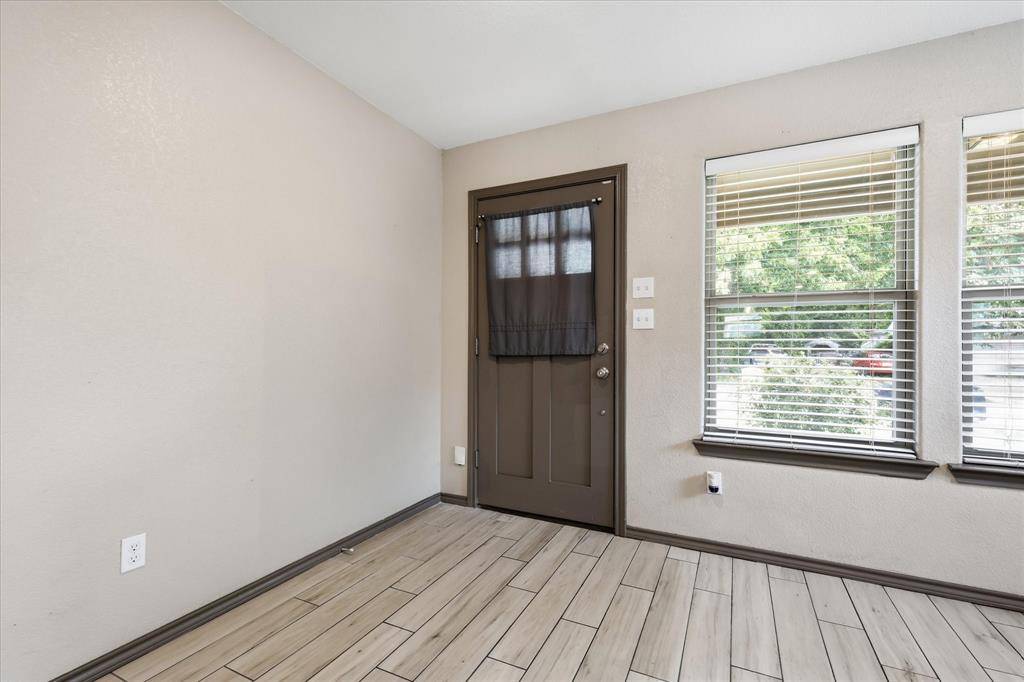 1804 Glenmore Avenue, Fort Worth, TX 76102