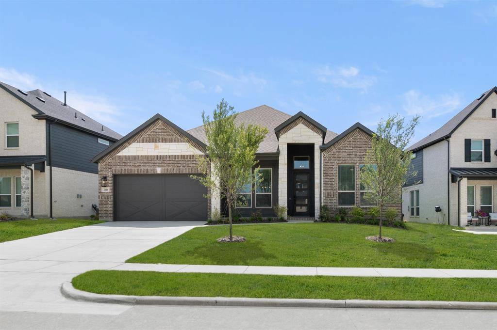 2116 Birdwatch Court, Mansfield, TX 76084