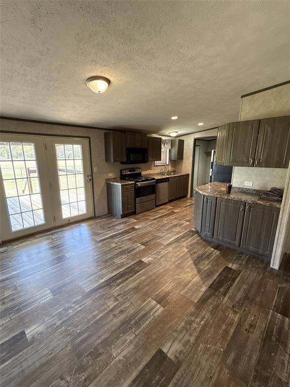 894 Fm 1395, Edgewood, TX 75117