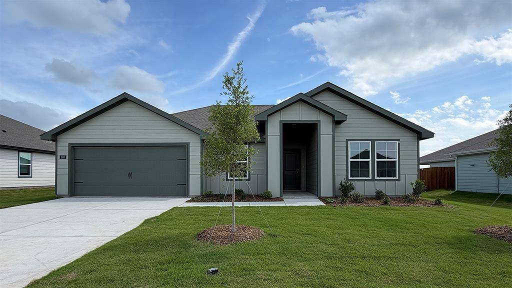 503 American Elm Drive, Nevada, TX 75189