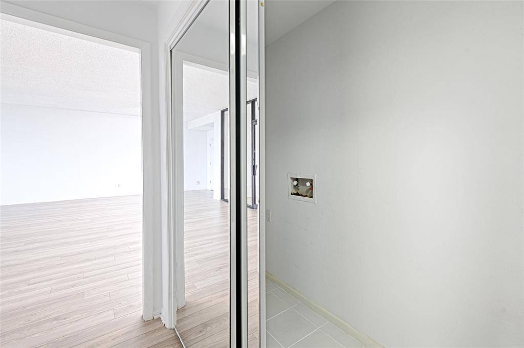 5200 Keller Springs Road #522, Dallas, TX 75248