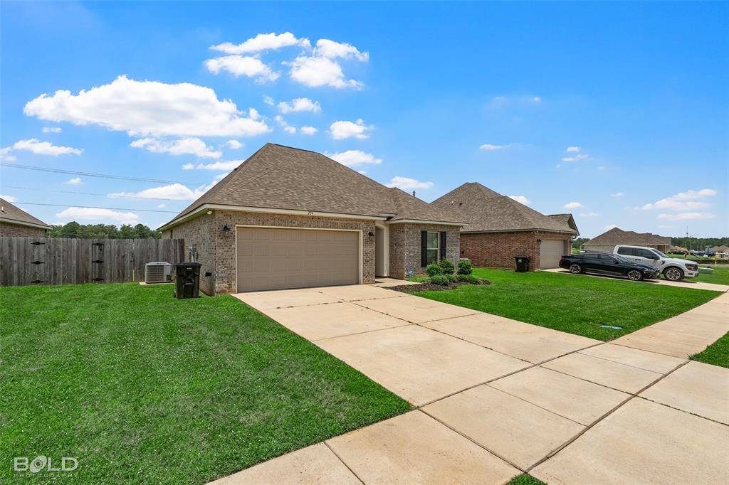 204 Berkshire Place, Haughton, LA 71037