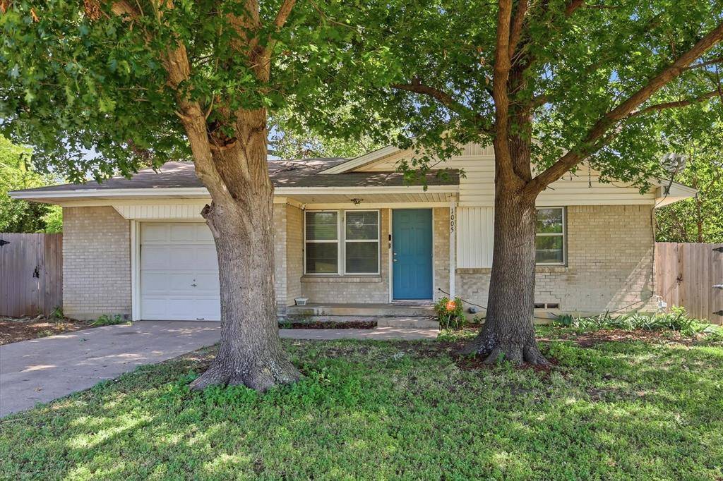 1005 Monterey Drive, Denton, TX 76209