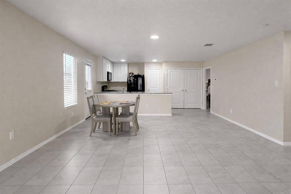 1627 Cattle Drive Lane, Crandall, TX 75114