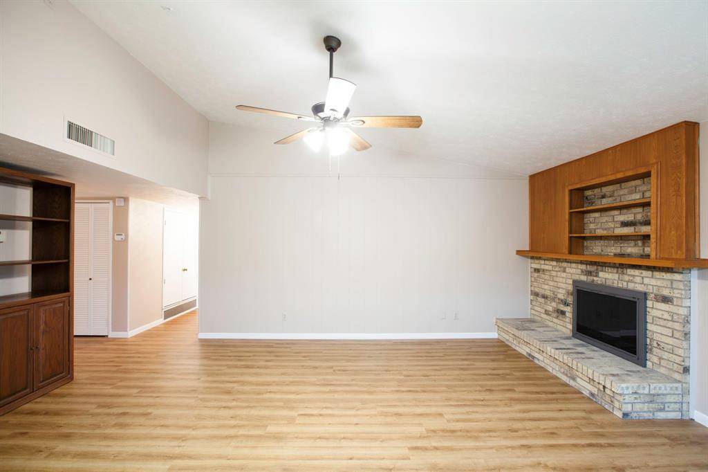 921 Mossvine Drive, Plano, TX 75023