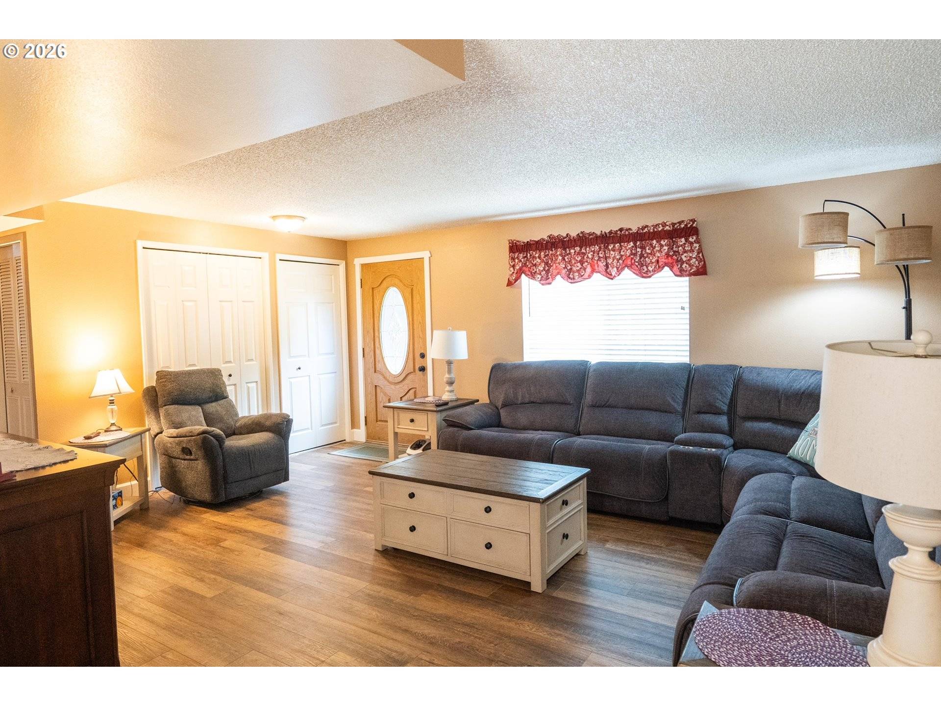 5209 G ST, Springfield, OR 97478