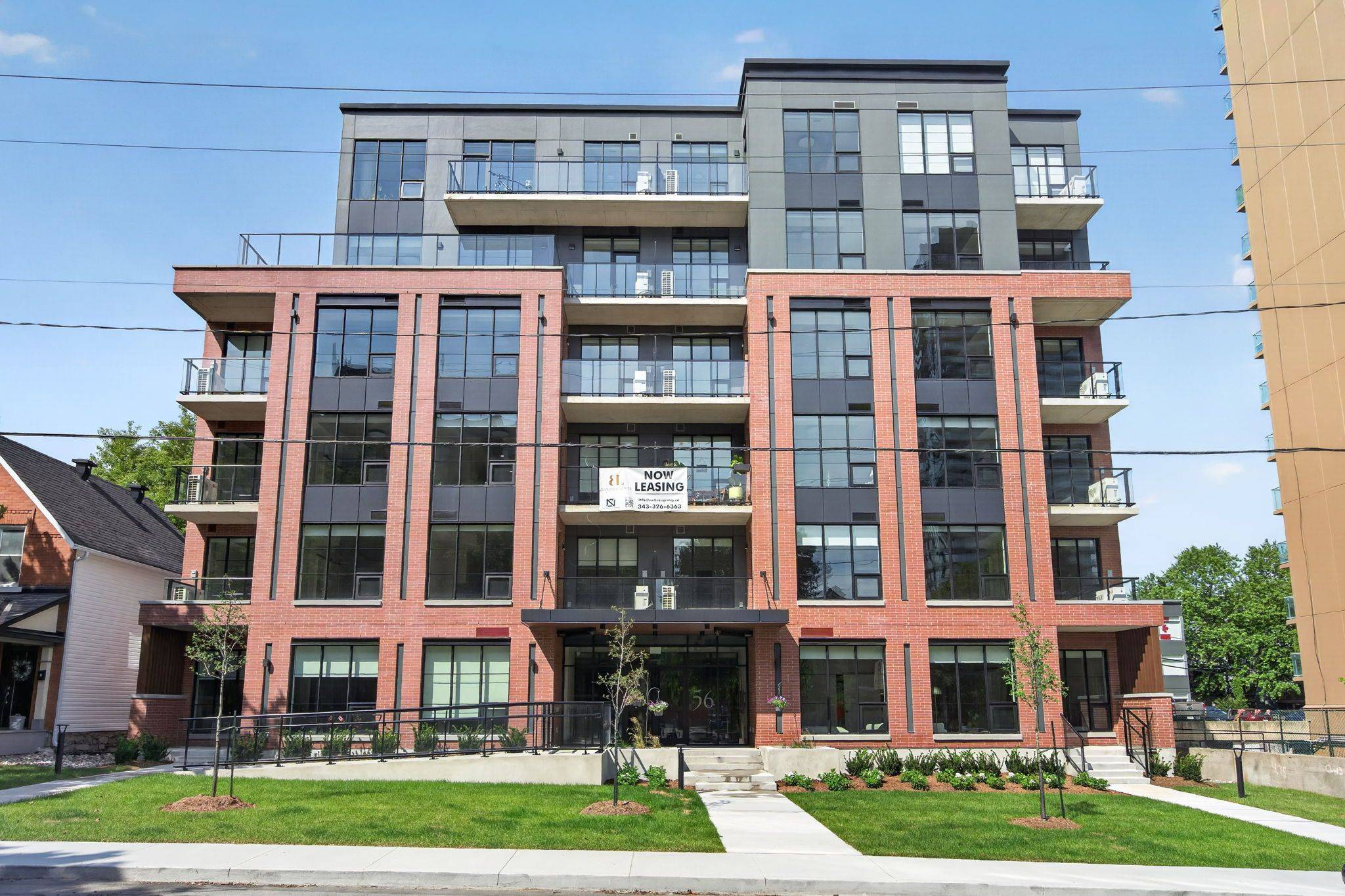 56 Bayswater AVE #208, West Centre Town, ON K1Y 2E9