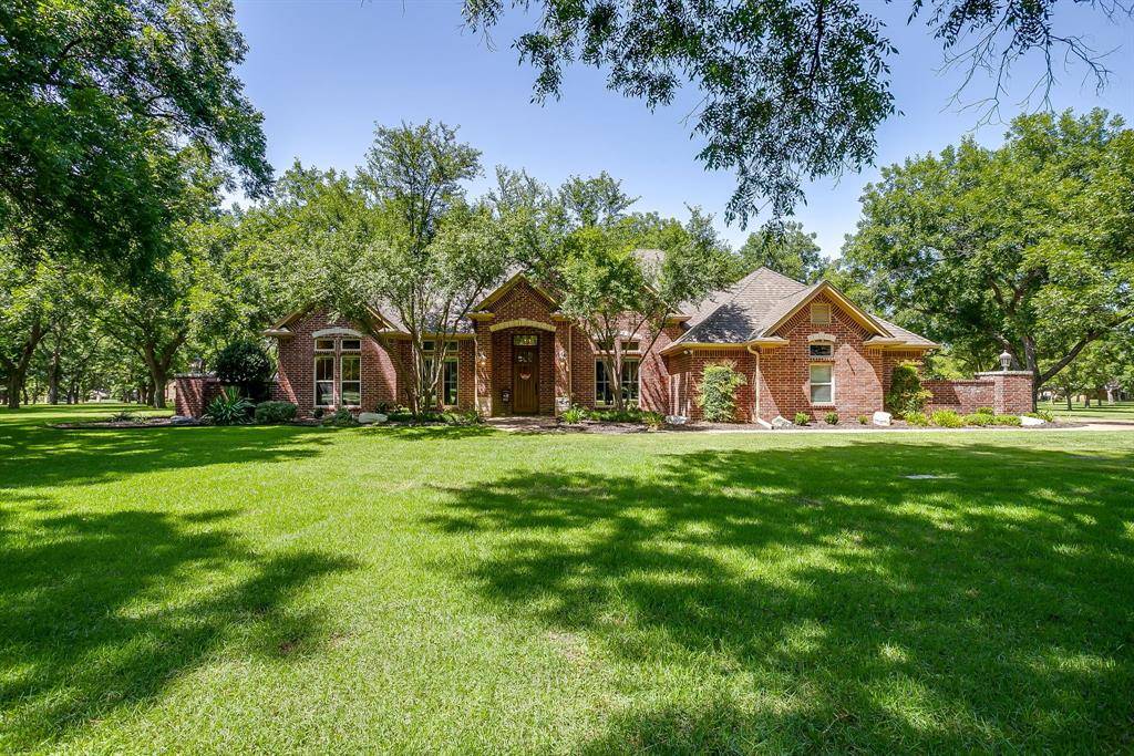 7406 Hampton Drive, Granbury, TX 76049
