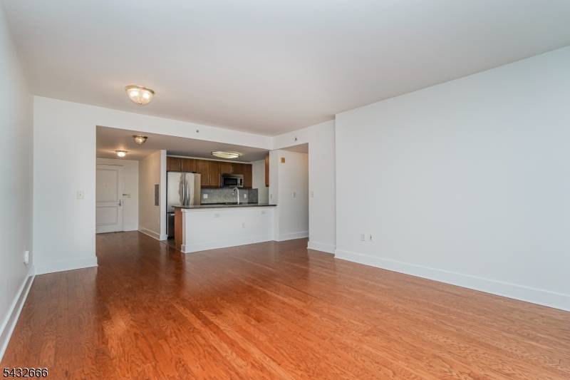 88 Morgan St #3701, Jersey City, NJ 07302