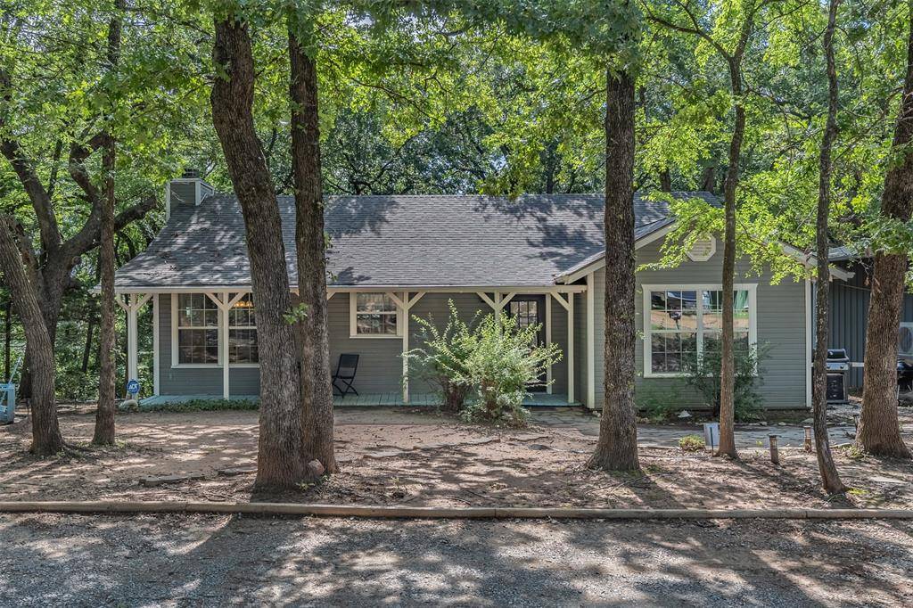 52 Shoreline Road, Pottsboro, TX 75076